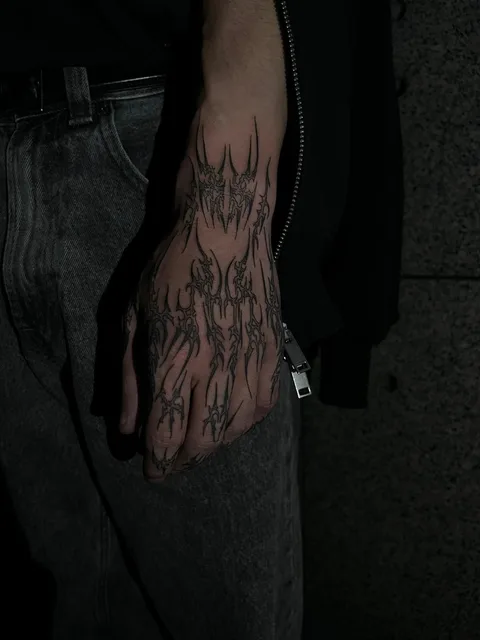 Baum · Unterarm Tattoo