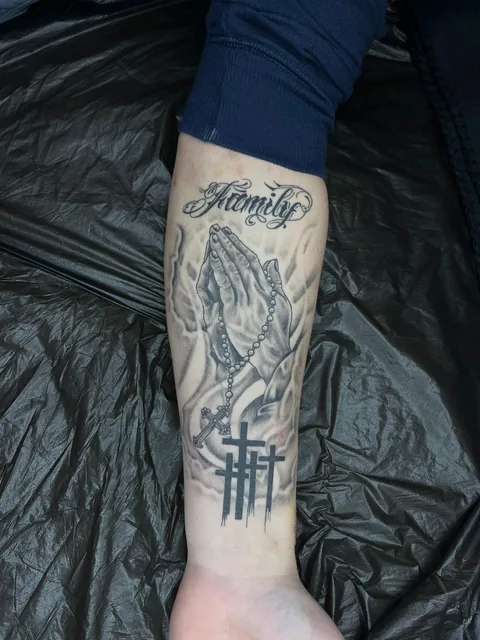 Blackwork · Hand Tattoo