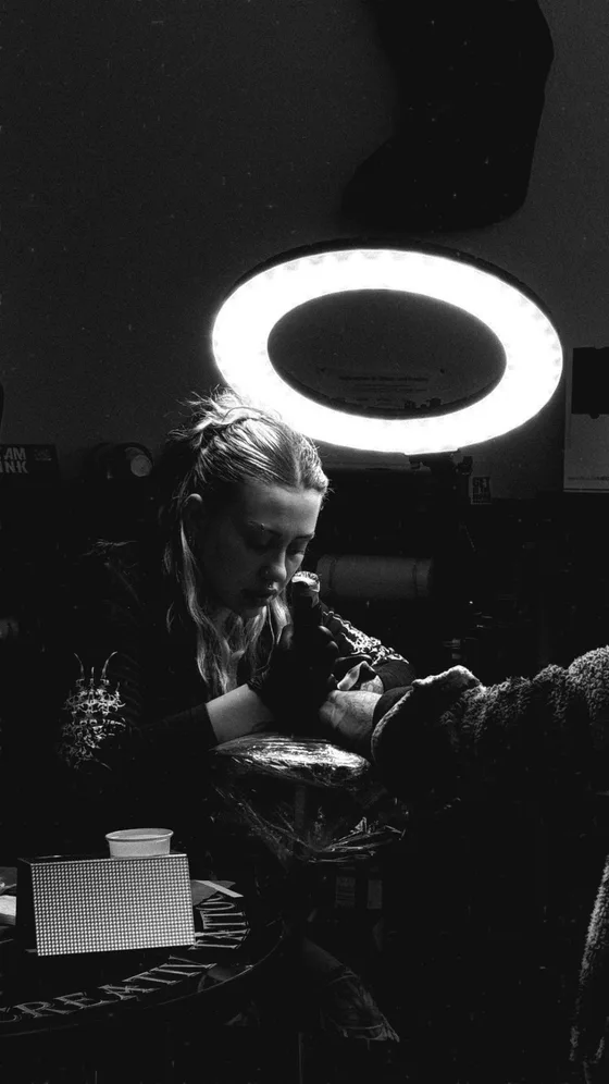 Loreen Kafka in ihrem Studio